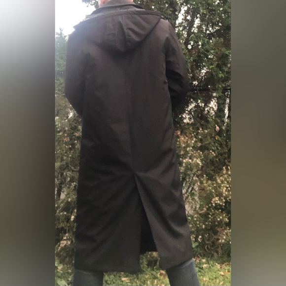 **Complete Suit Ensemble with All-Season Trench Coat** - Picture 12 of 15